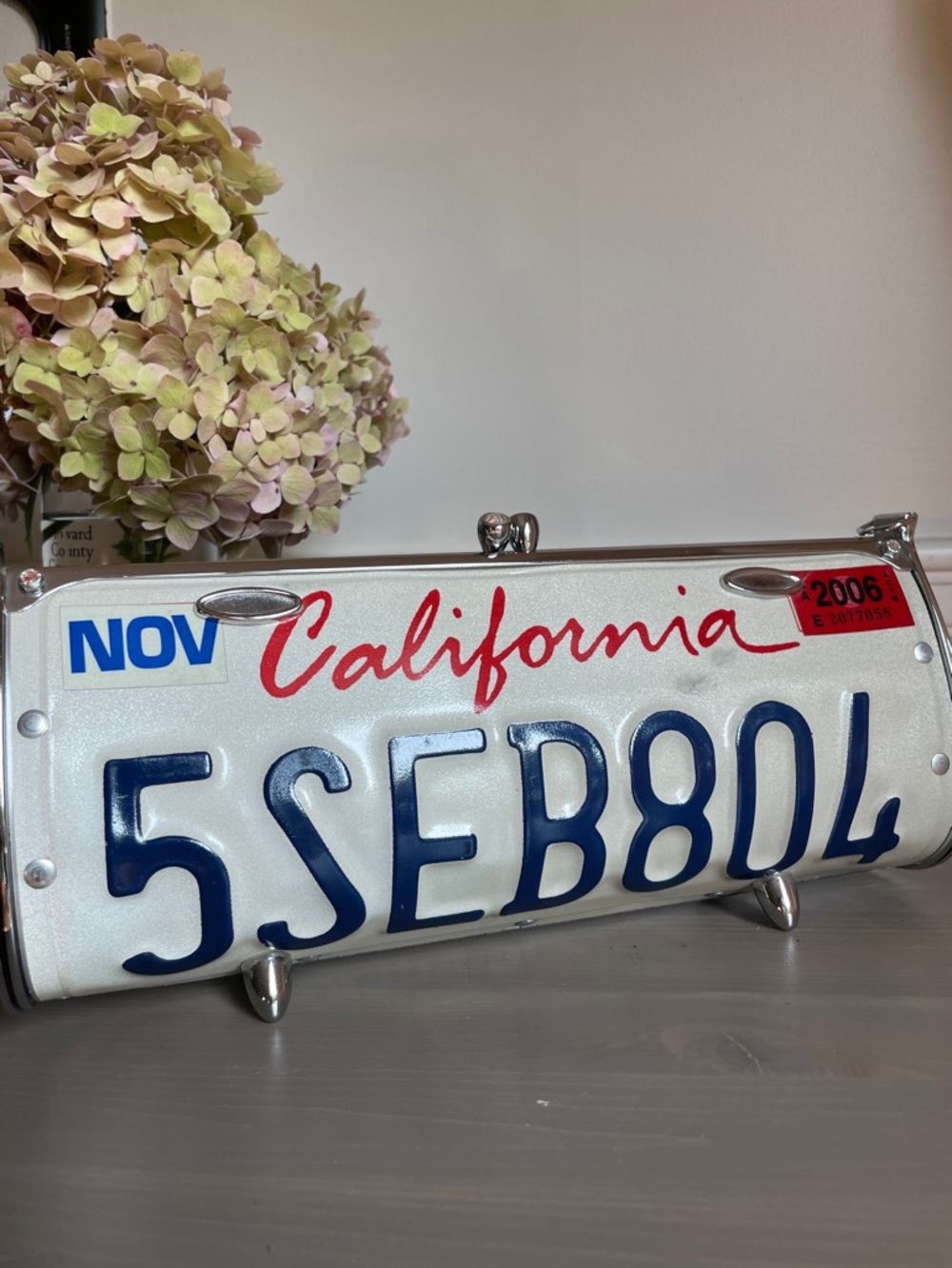 NWT Vintage Little Earth Collectible California/NY License Plate Clutch